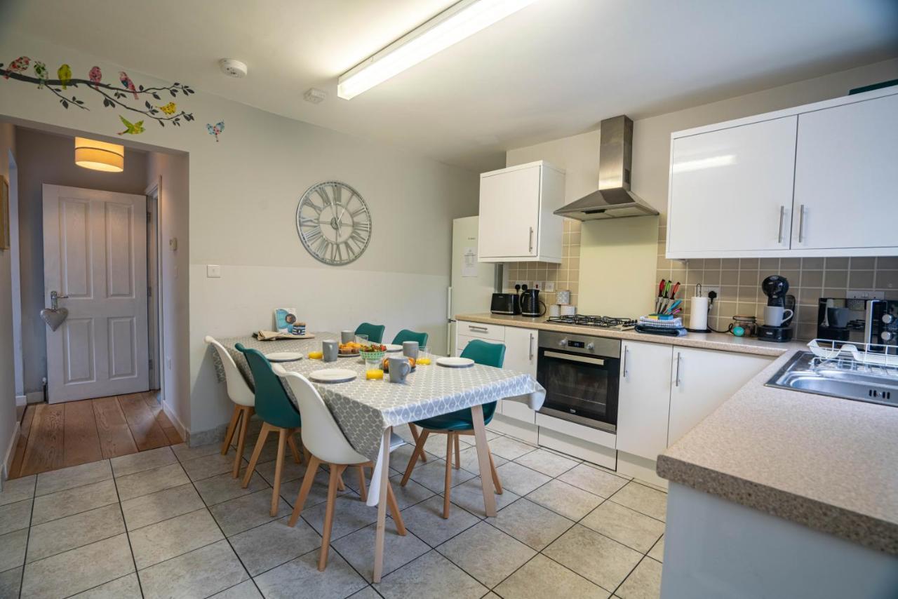 The Becket - Three Bedroom City Centre House With Parking Canterbury Exteriör bild